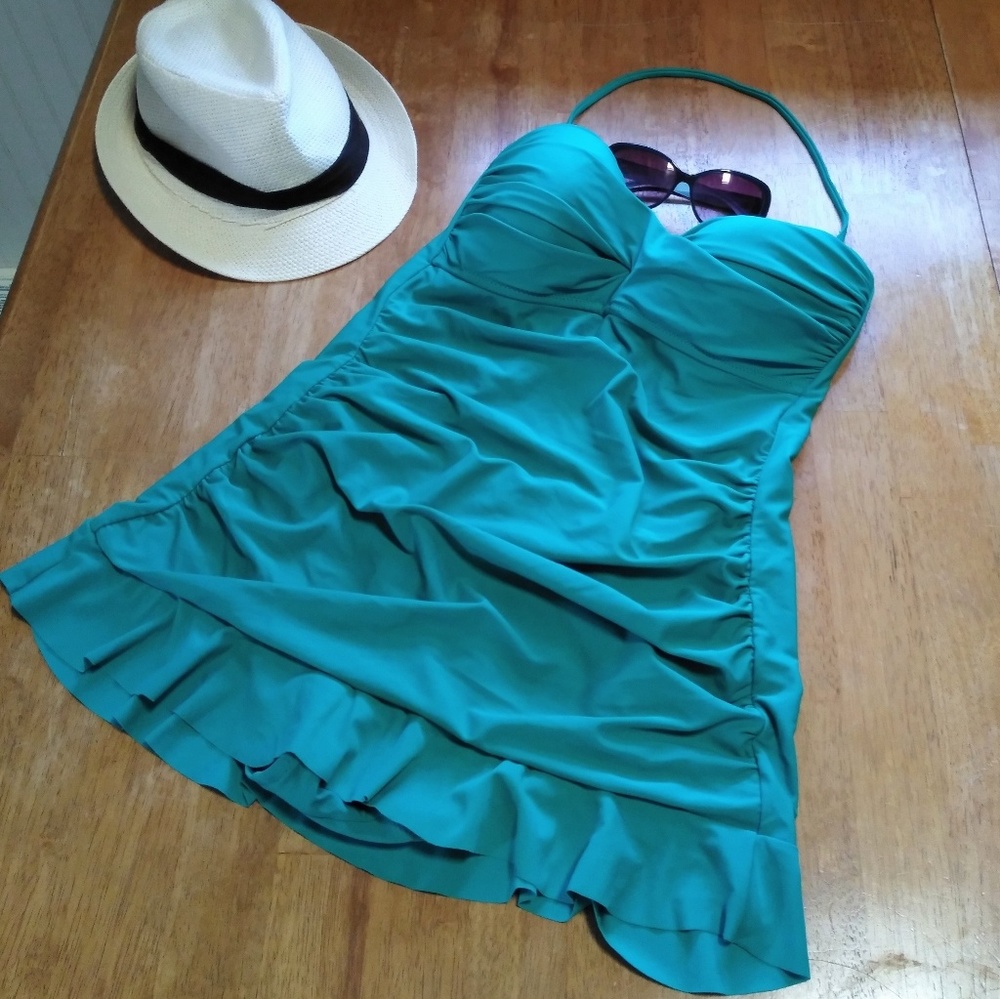 Kenneth Cole Reaction One Piece Bathing Suit